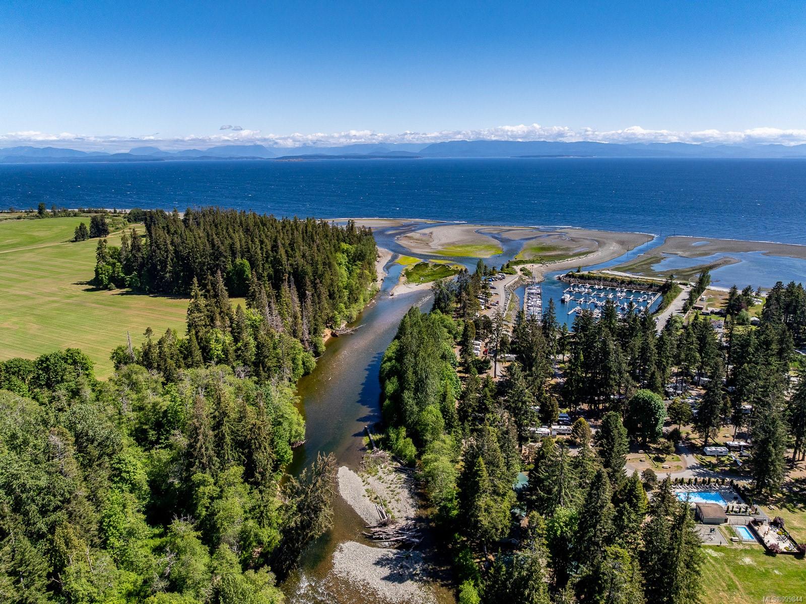 $1,425,000 - 9074 CLARKSON Ave<br>British Columbia, V9J 1B3
