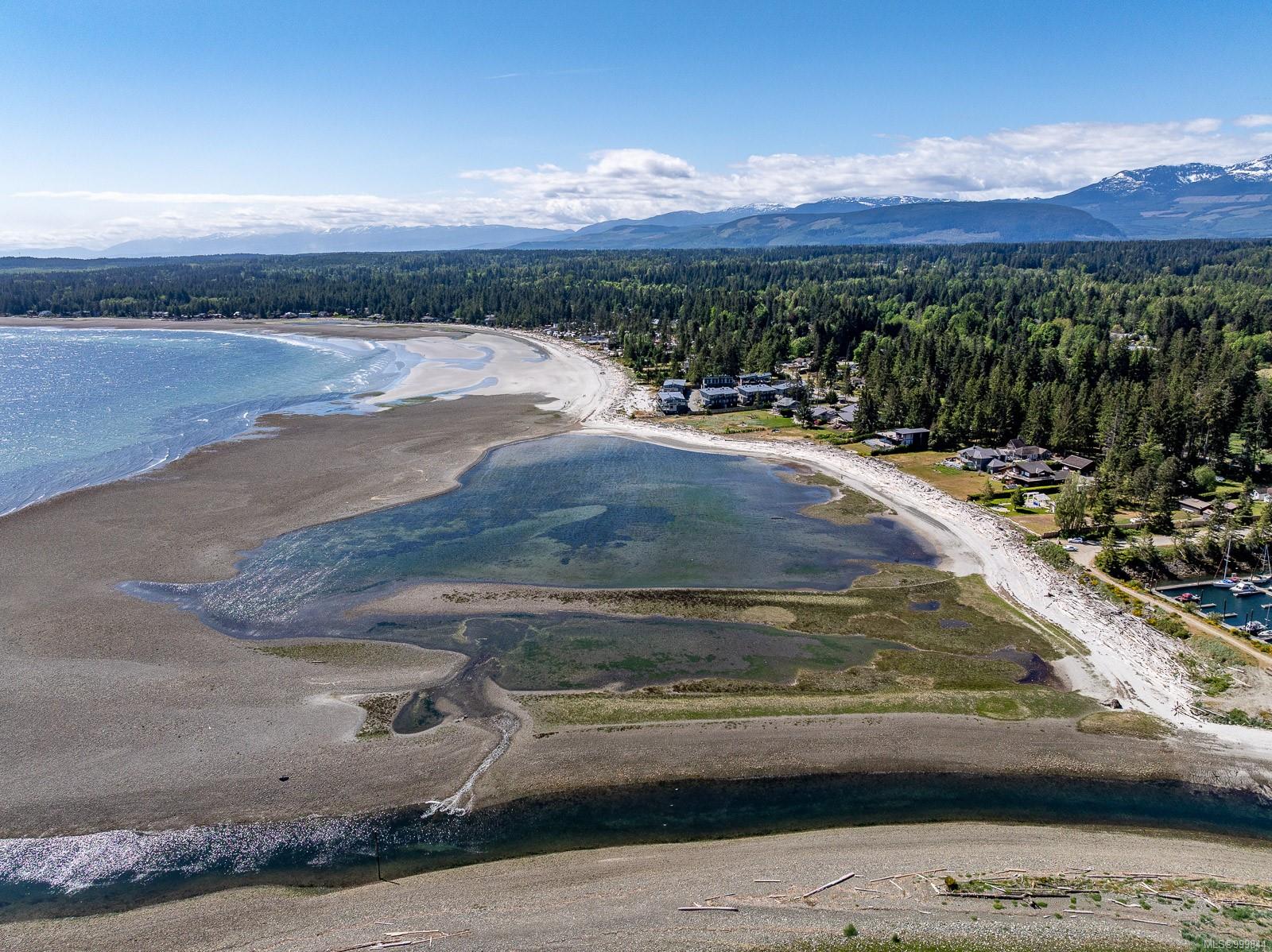 $1,425,000 - 9074 CLARKSON Ave<br>British Columbia, V9J 1B3