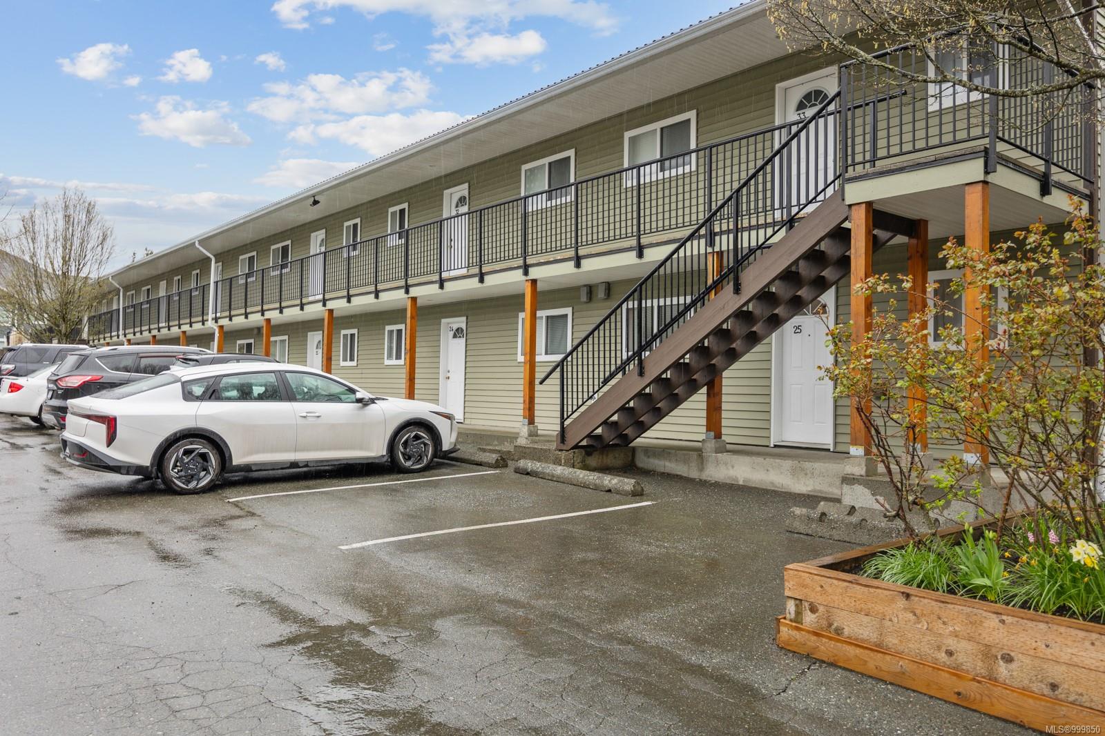 $249,900 - 375 21st St<br>British Columbia, V9N 2B6