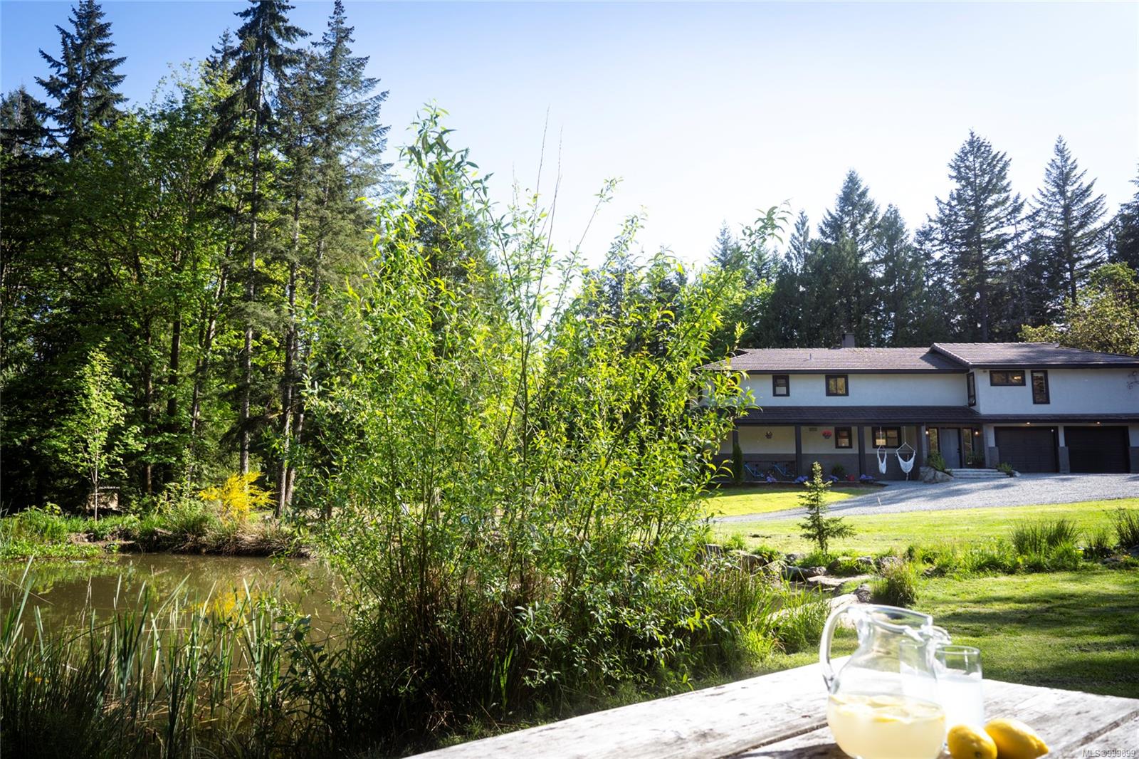 $2,198,000 - 6866 Doumont Rd<br>British Columbia, V9T 6G9