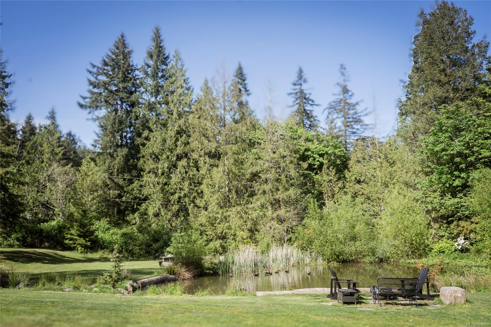 $2,198,000 - 6866 Doumont Rd<br>British Columbia, V9T 6G9