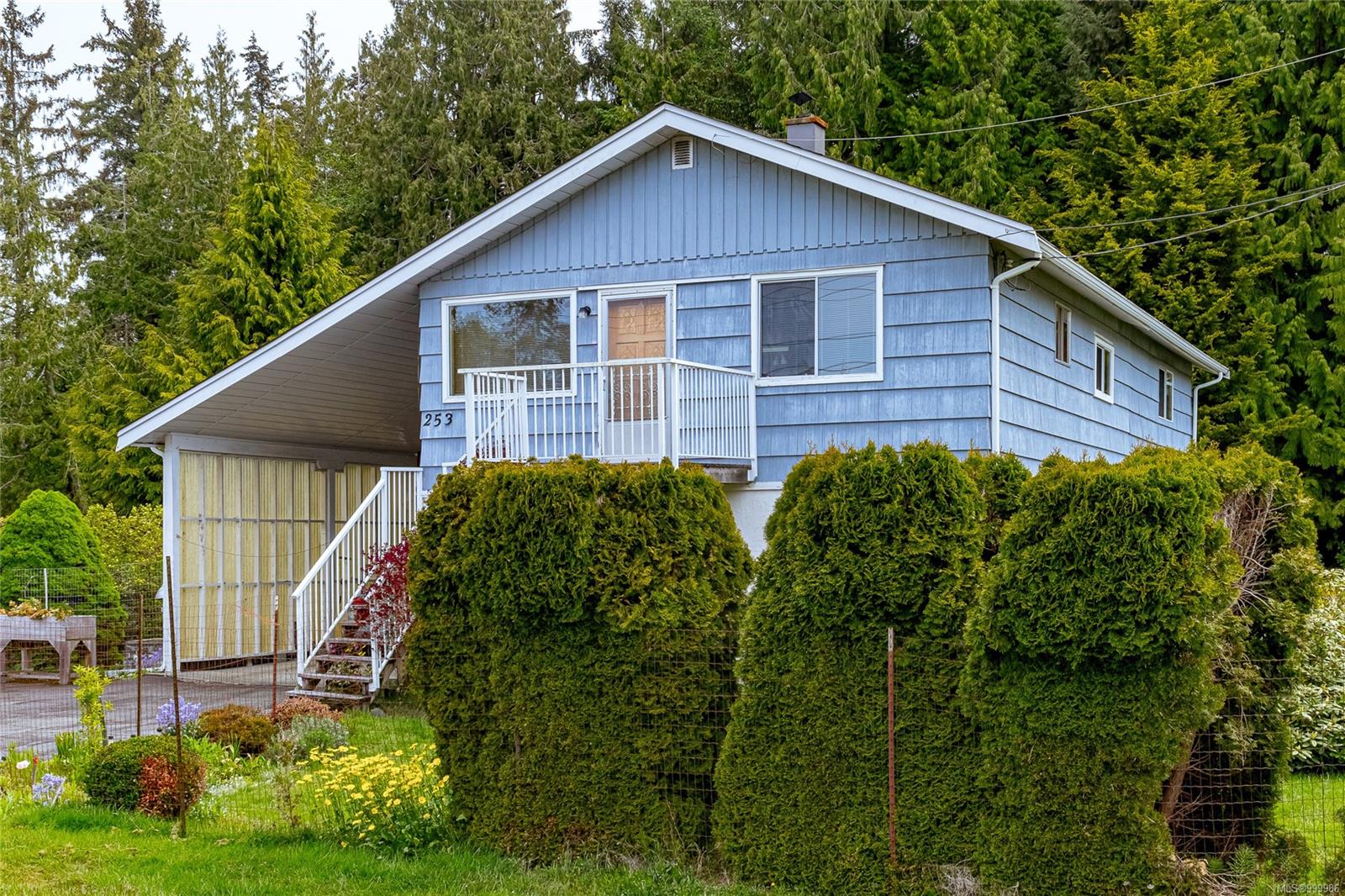 $699,900 - 253 Hembrough Rd<br>British Columbia, V0R 1G0