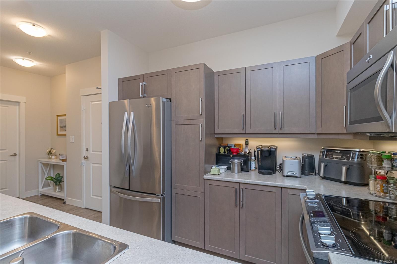 $514,900 - 1900 Tulsa Rd<br>British Columbia, V9S 0C2