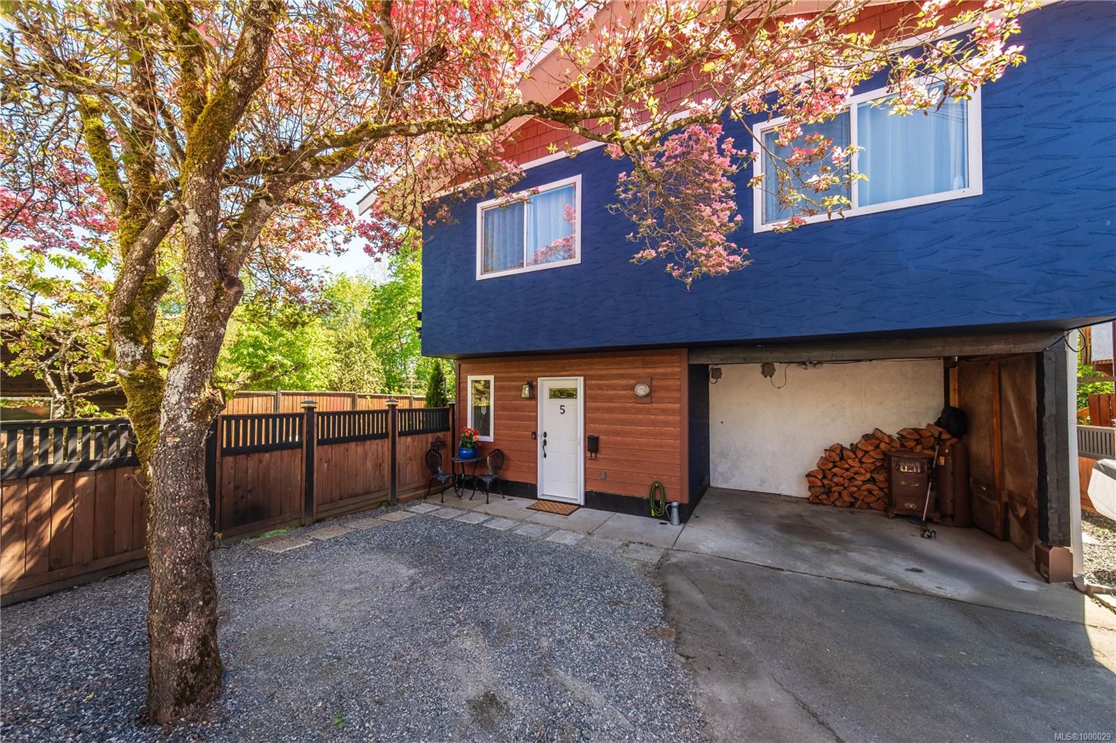 577 6th St, Na South Nanaimo real estate property for sale in Nanaimo British Columbia, V9R 5W6