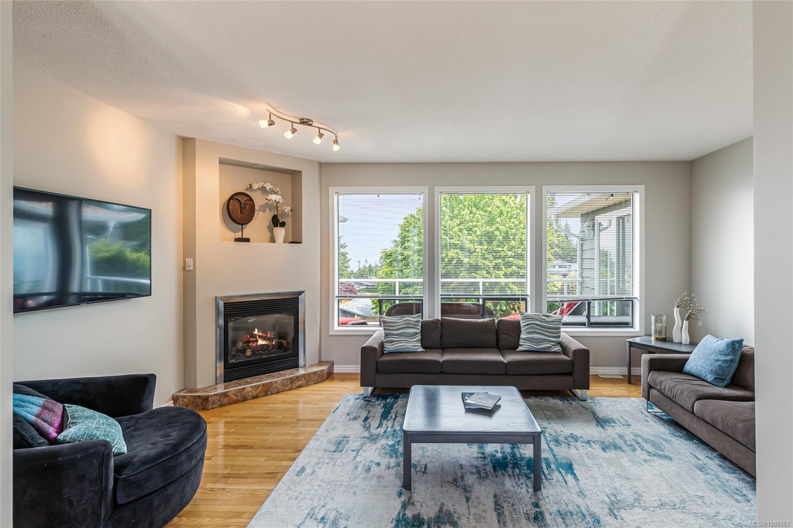 $1,249,900 - 5740 Norasea Rd<br>British Columbia, V9V 1G6