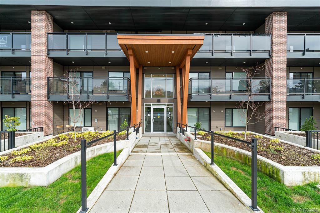 $439,000 - 135 Haliburton St<br>British Columbia, V9R 4V9