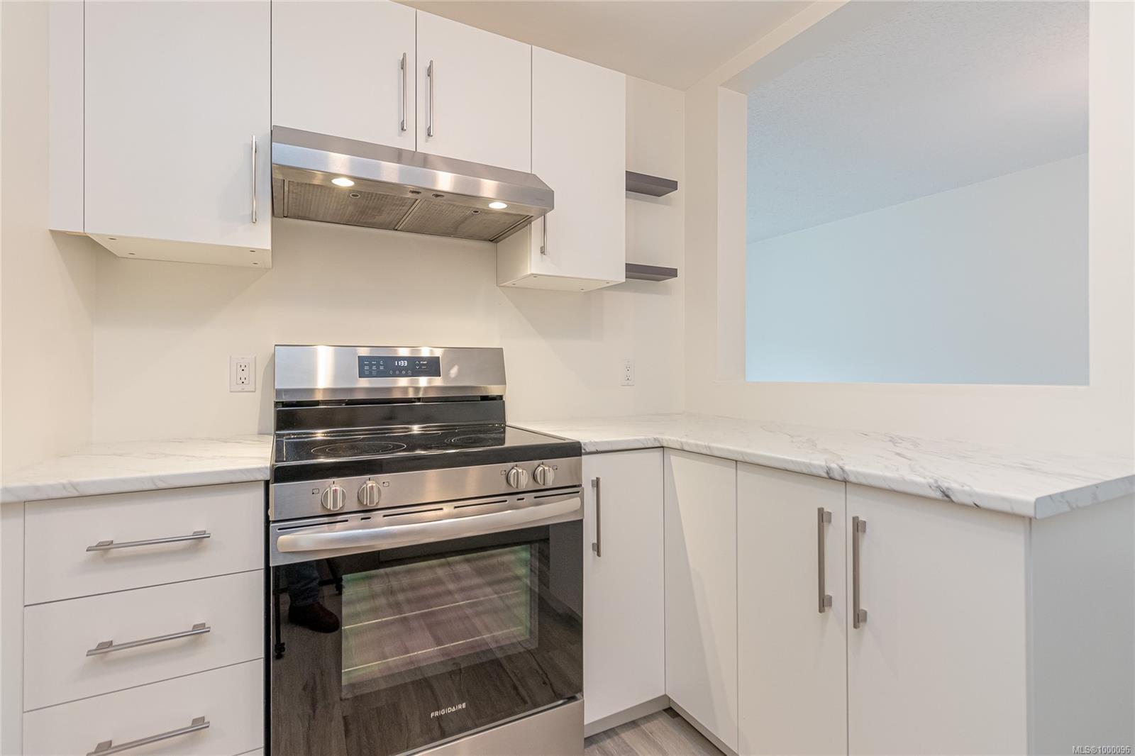 $299,900 - 4724 Uplands Dr<br>British Columbia, V9T 4S8