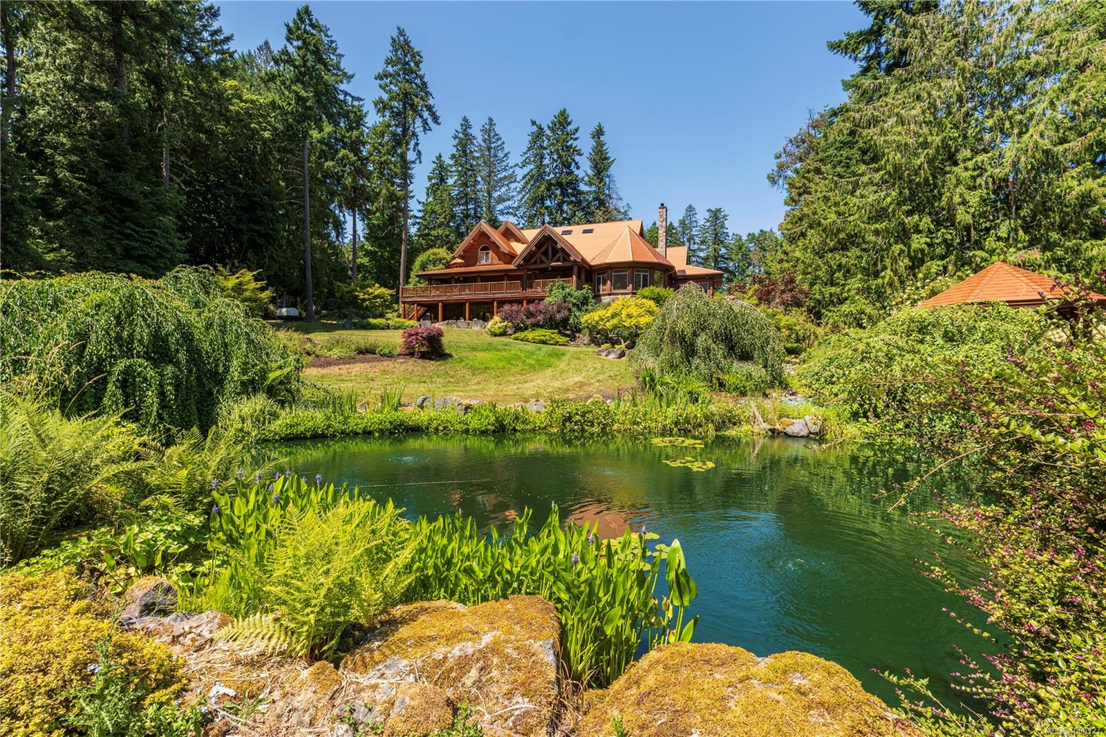 $2,979,900 - 4828 Judiths Run<br>British Columbia, V9G 1G9