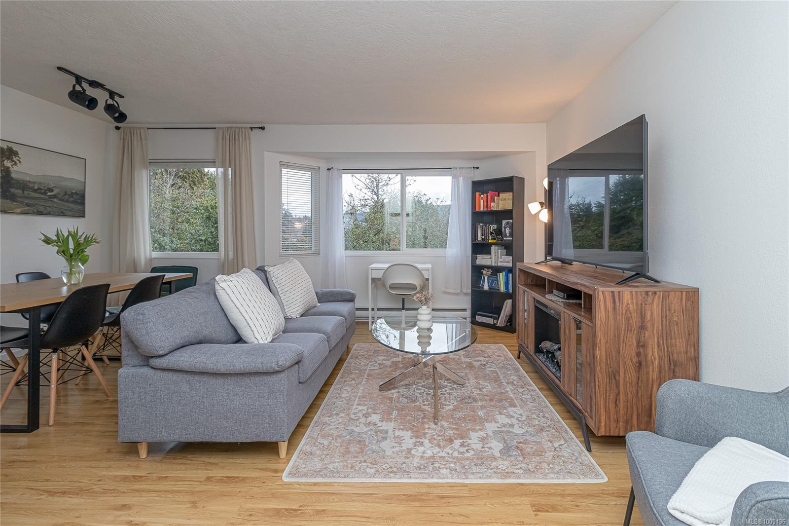 $295,000 - 2524 Lewis St<br>British Columbia, V9L 2Z1