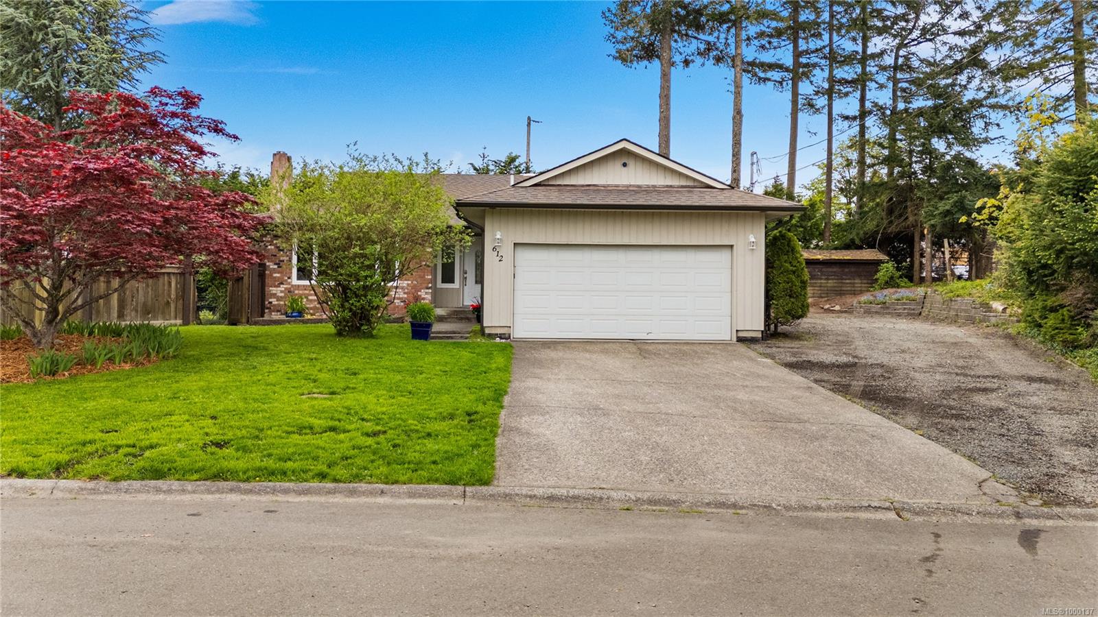 $800,000 - 612 Cormorant Pl<br>British Columbia, V9W 6A6