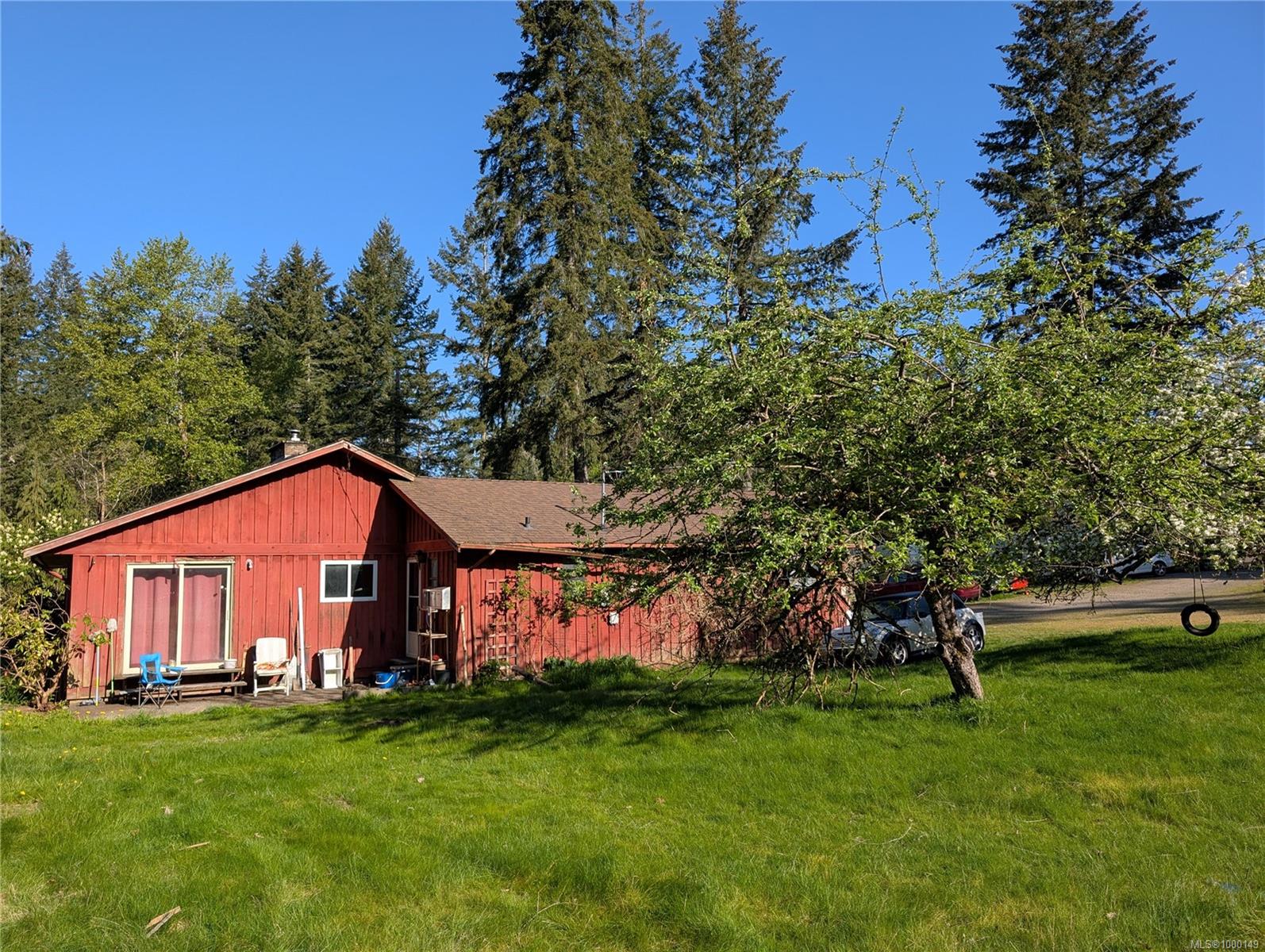 $999,900 - 3923 Piercy Rd<br>British Columbia, V9J 1R7