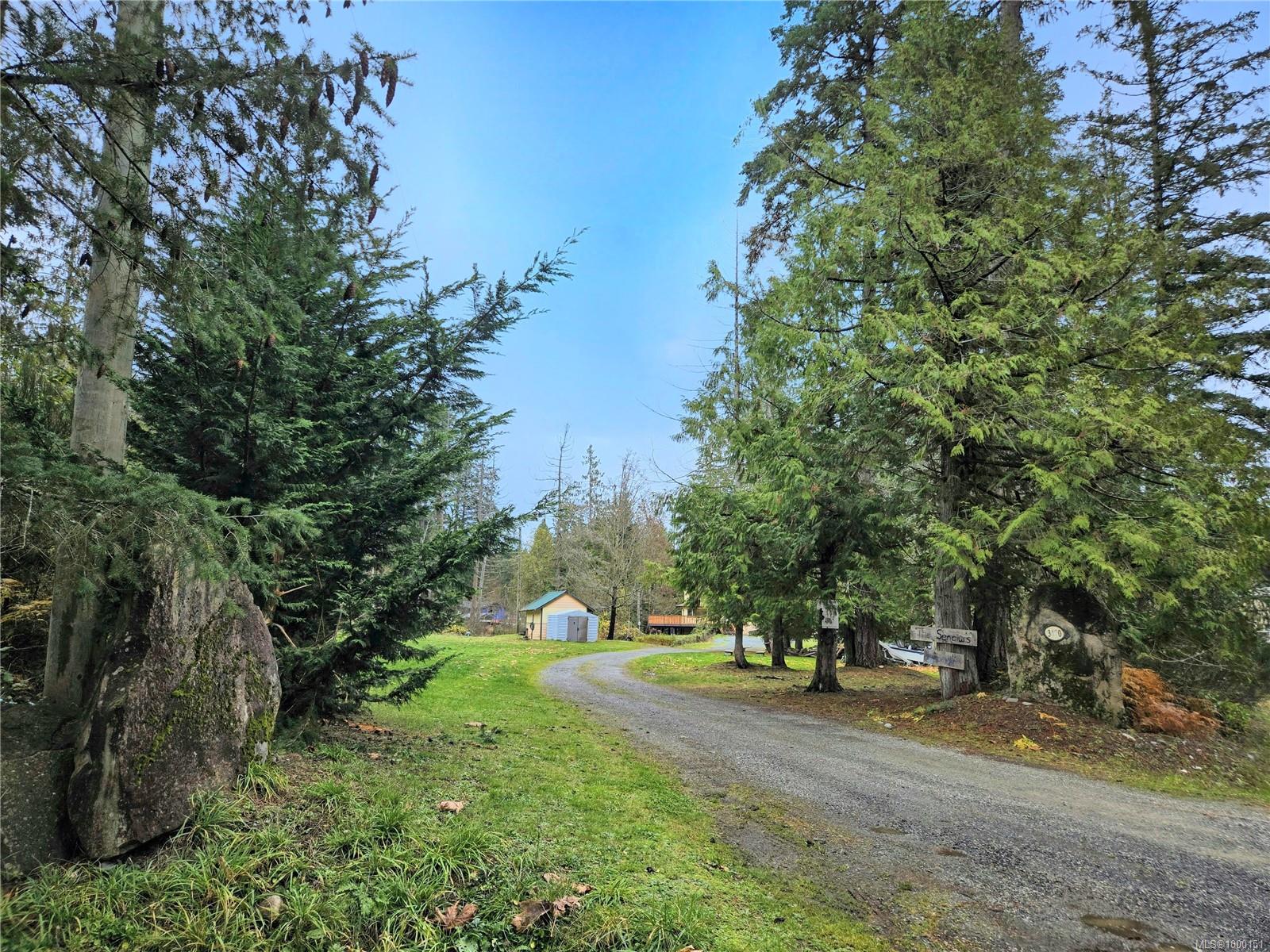 $839,000 - 3470 Eggleton Rd<br>British Columbia, V9G 1C4