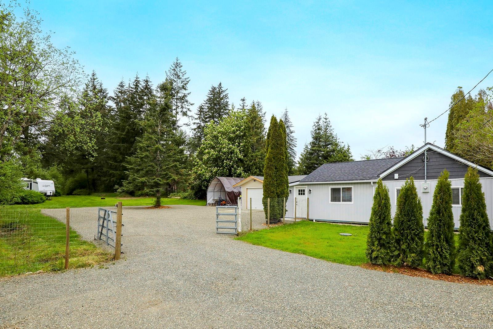 $725,000 - 6645 Island Hwy<br>British Columbia, V0R 2M0