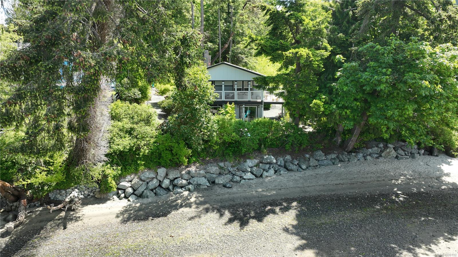 $1,195,000 - 8041 Dyke Rd<br>British Columbia, V0R 1R0