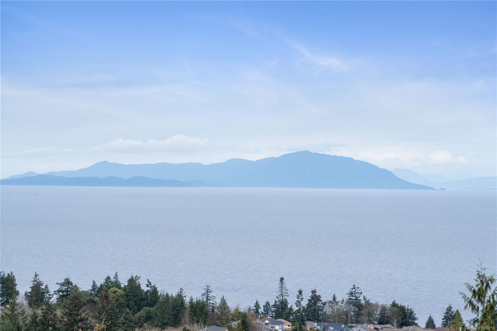 $1,899,000 - 4990 Laguna Way<br>British Columbia, V9T 5B6