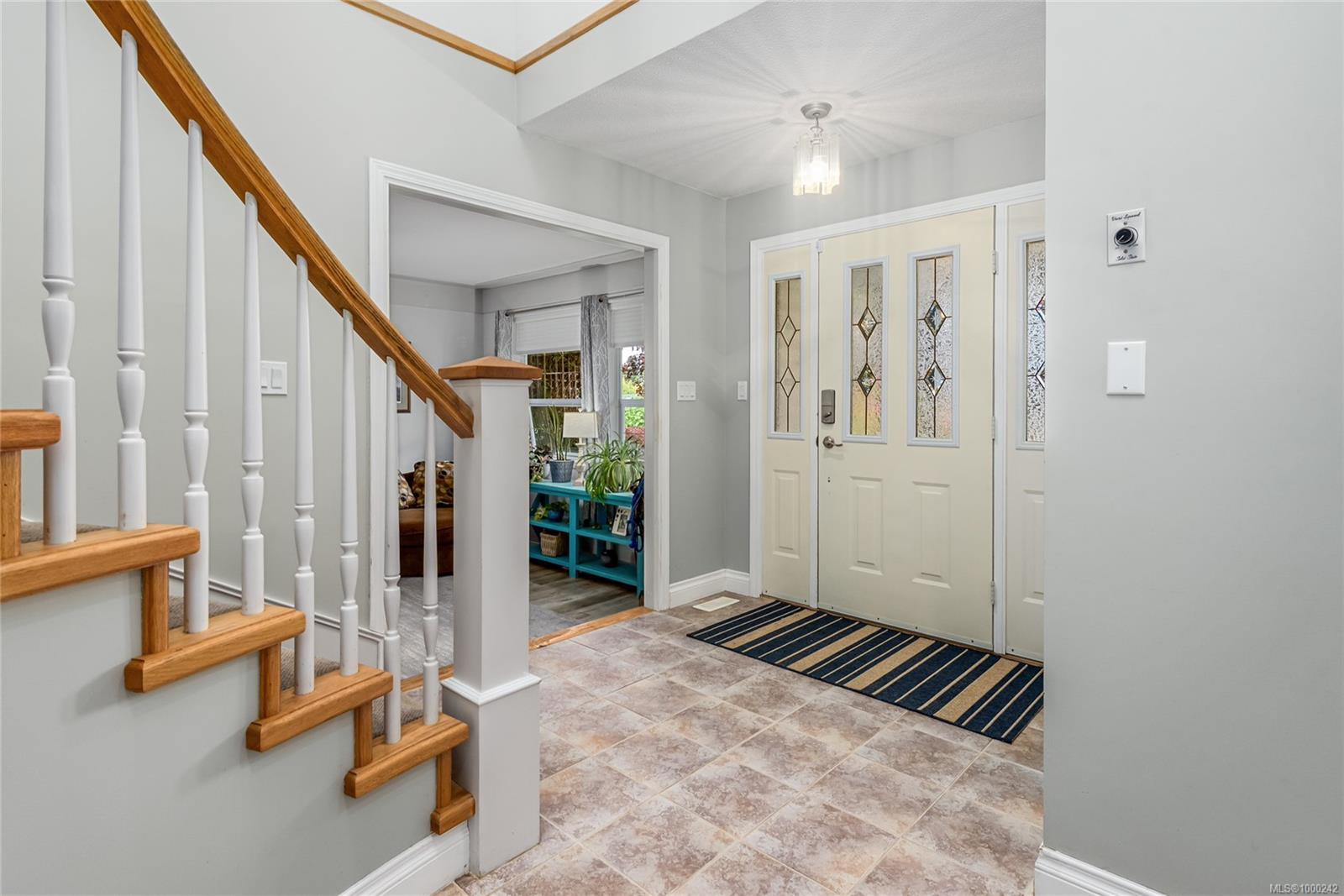 $899,900 - 1500 Griffin Dr<br>British Columbia, V9N 8M6