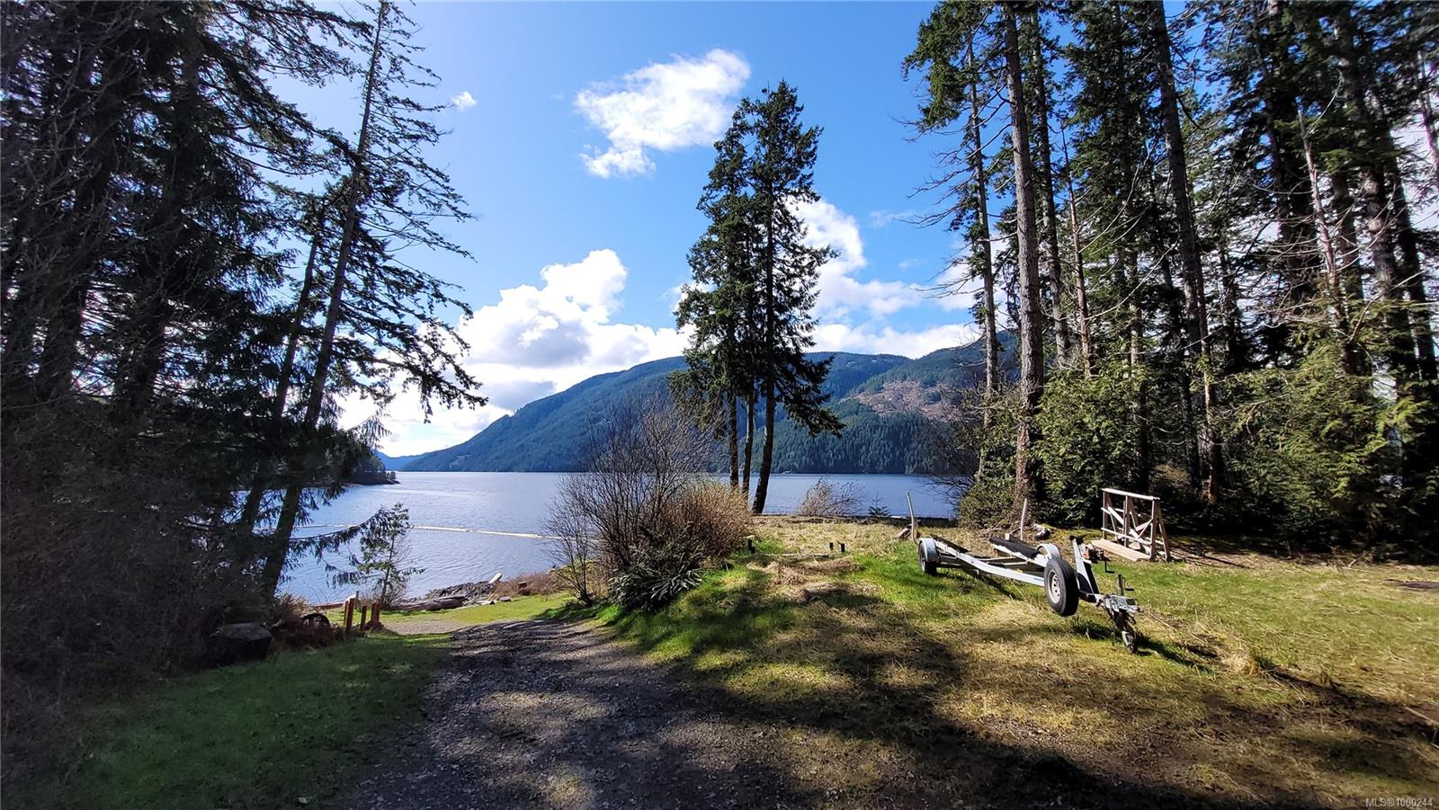 $450,000 - 9 Headquarters Bay<br>British Columbia, V9Y 6G2