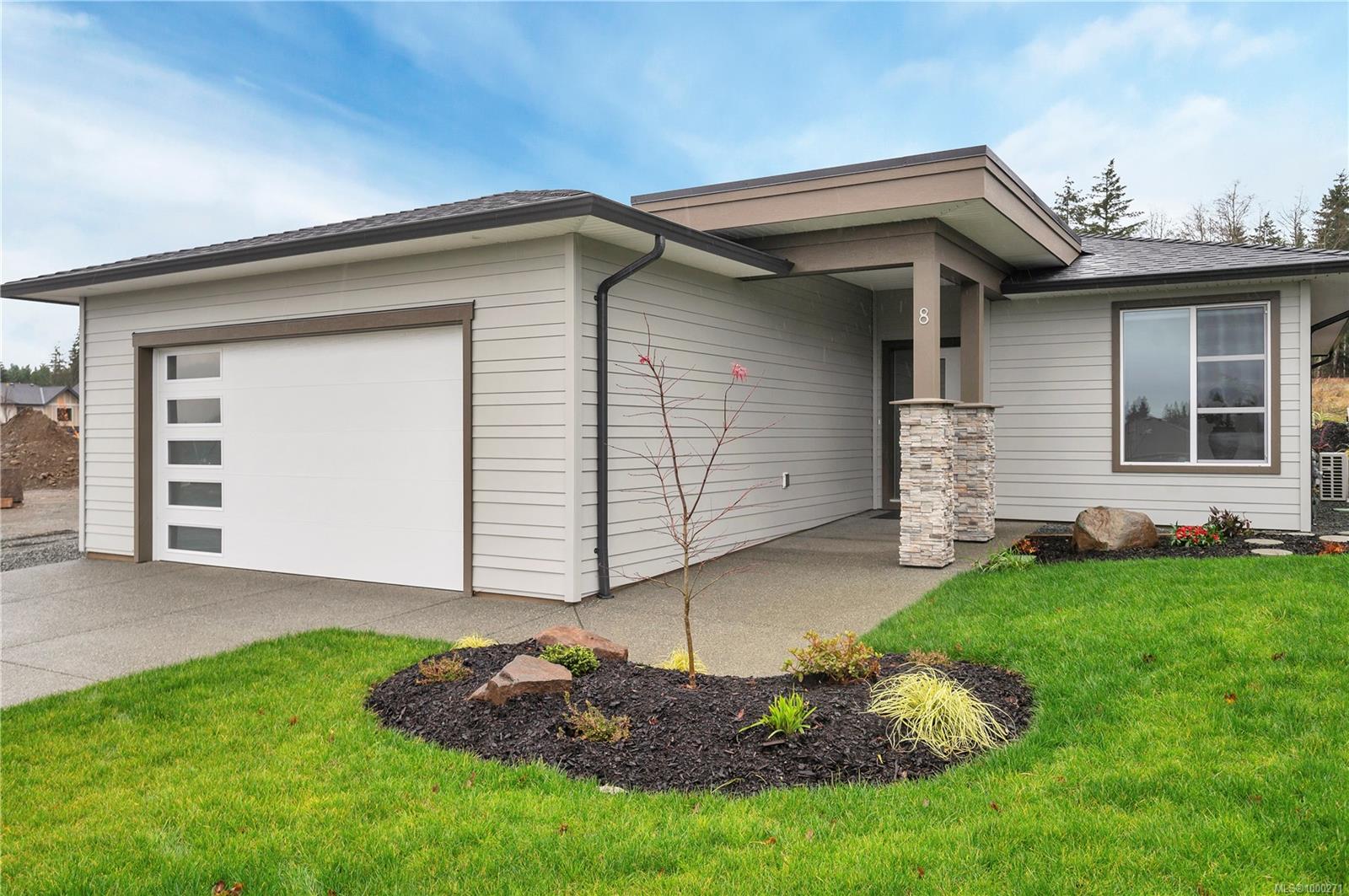 $857,900 - 457 Arizona Dr<br>British Columbia, V9H 0E4
