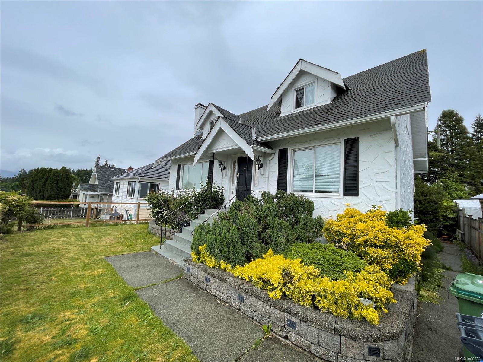 $525,000 - 3161 6th Ave<br>British Columbia, V9Y 4L1