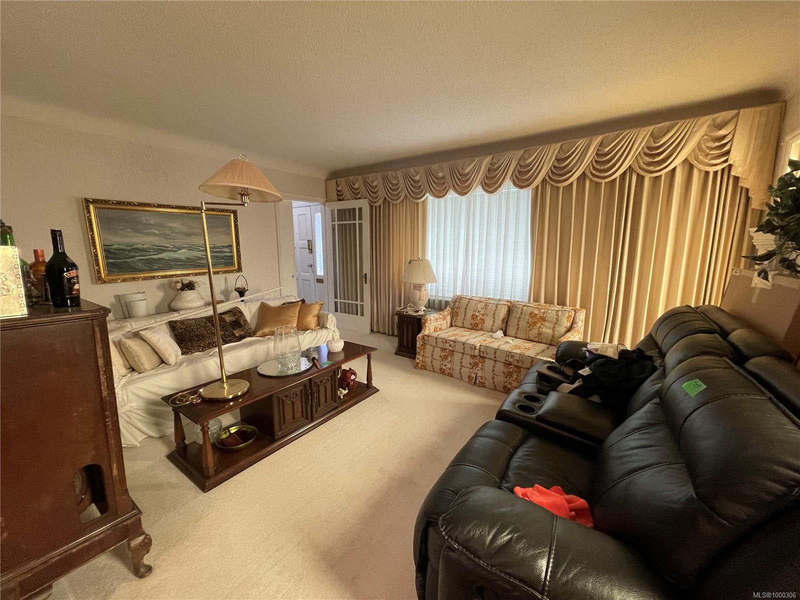 $525,000 - 3161 6th Ave<br>British Columbia, V9Y 4L1