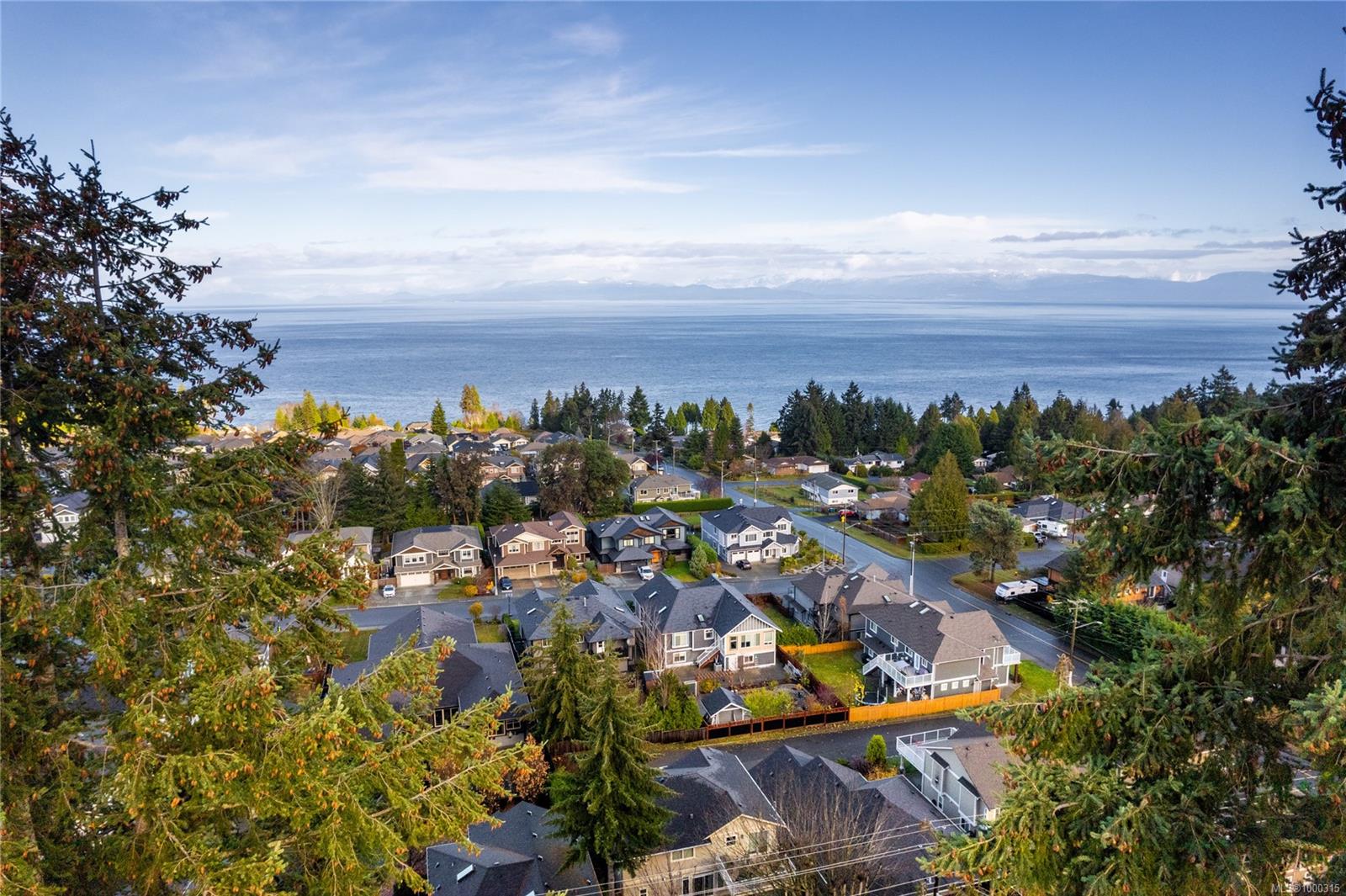 5611/5621 Hammond Bay Rd, Na North Nanaimo real estate property for sale in Nanaimo British Columbia, V9T 5N2
