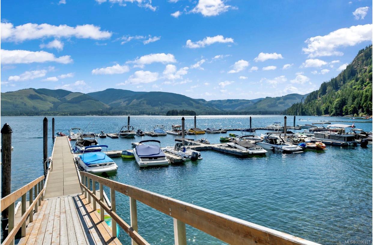 $929,000 - 7404 Cottage Way<br>British Columbia, V0R 2G1