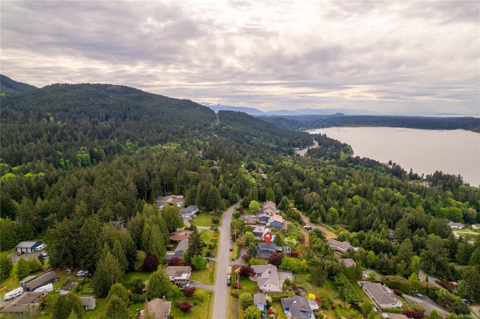 $999,000 - 8108 Southwind Dr<br>British Columbia, V0R 2H0