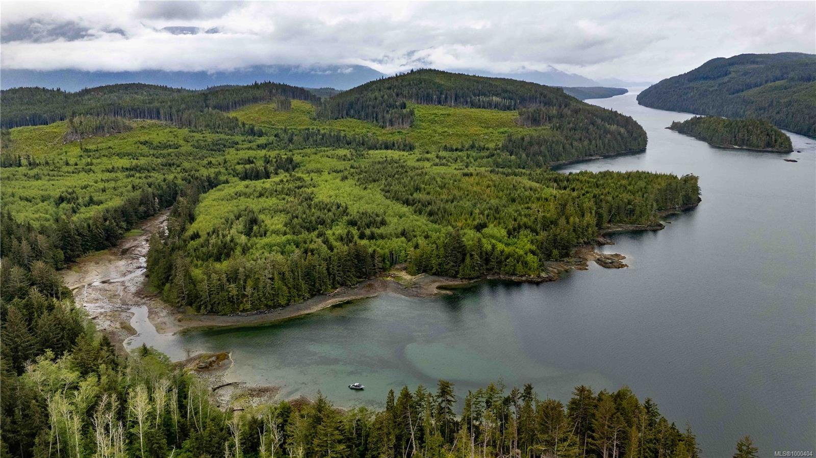 $1,250,000 - DL1833 Cracroft Island<br>British Columbia, V0N 3J0