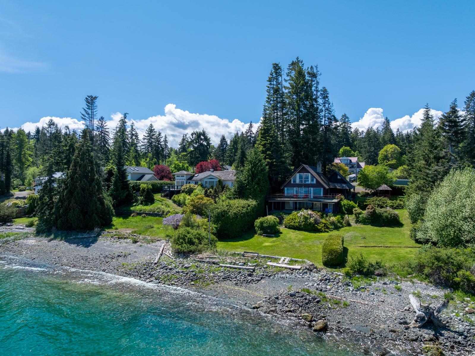 $1,325,000 - 5028 Spence Rd<br>British Columbia, V9N 9S1