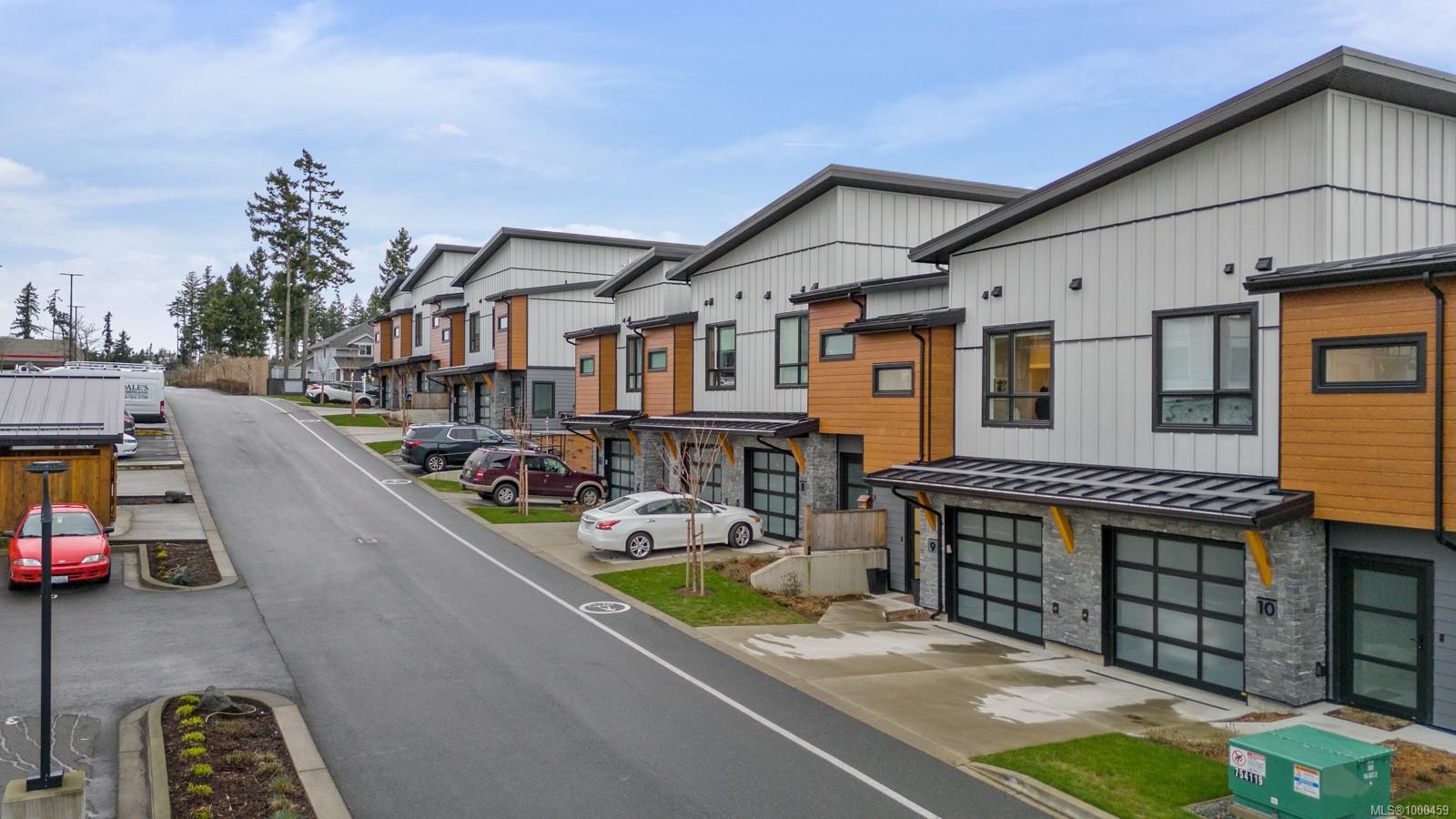 $674,900 - 623 Crown Isle Blvd<br>British Columbia, V9N 9W1