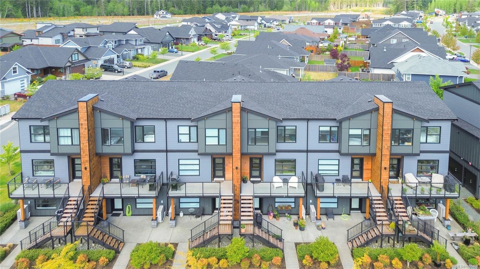 $644,400 - 3016 Alder St<br>British Columbia, V9H 0E5