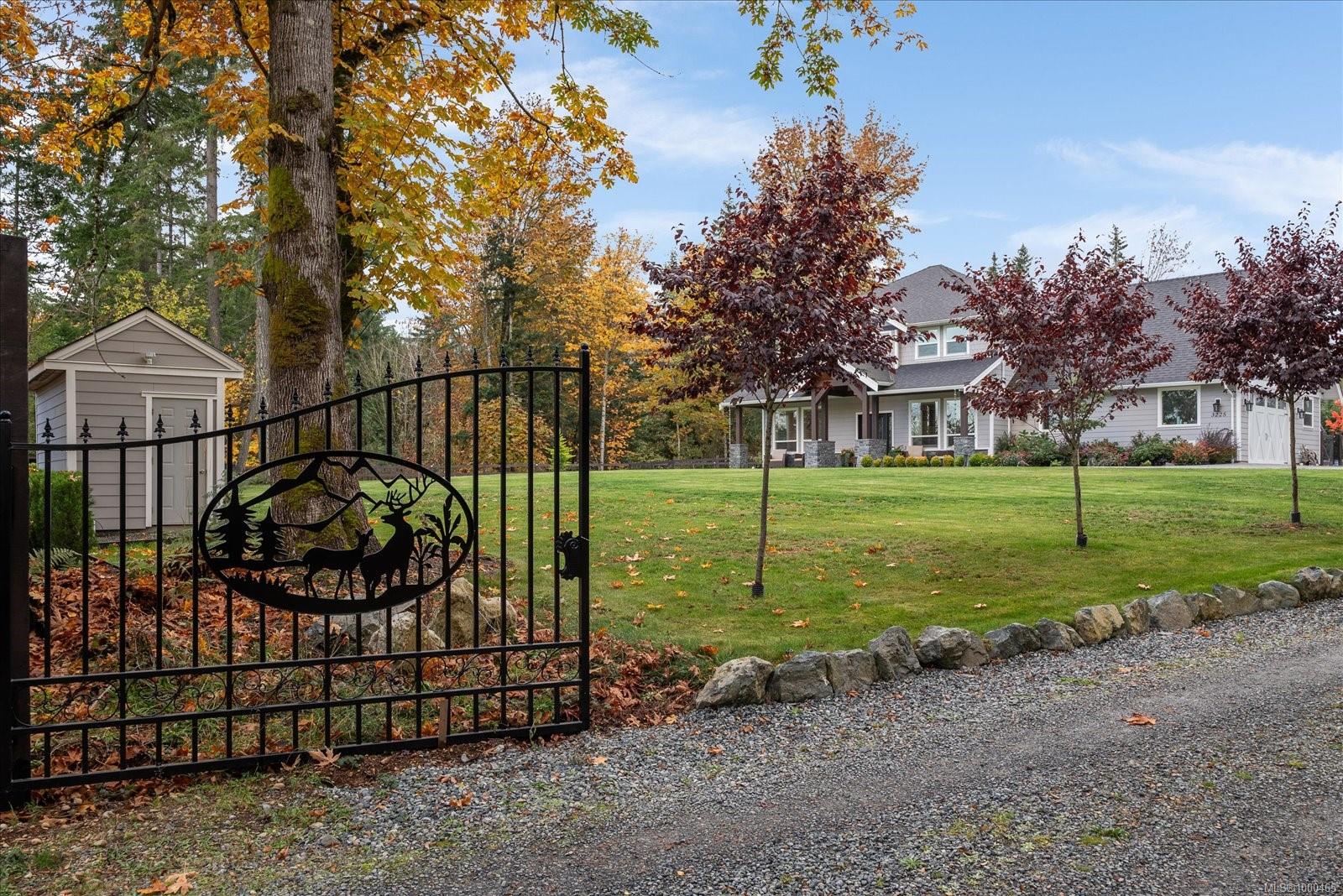 $1,849,900 - 3225 Wayne Morgan Rd<br>British Columbia, V9R 0J7