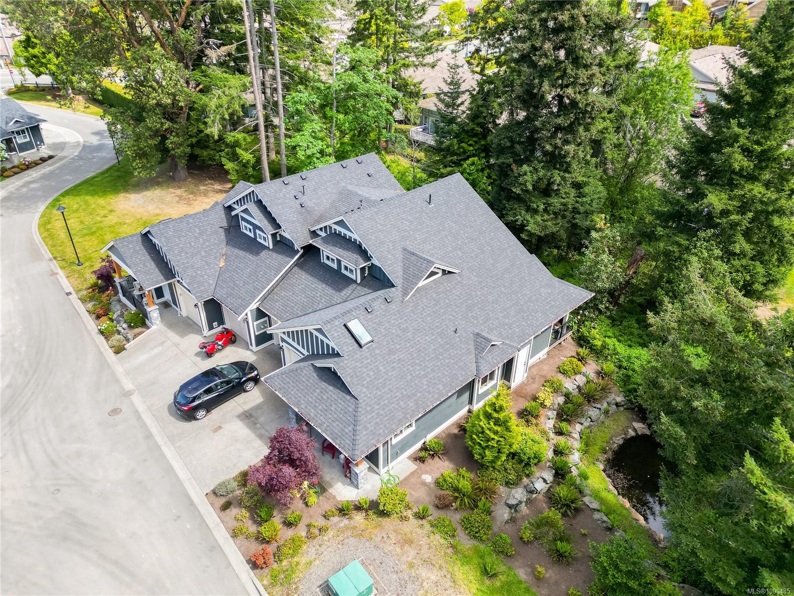 $799,900 - 5388 Song Sparrow Way<br>British Columbia, V9T 0G7