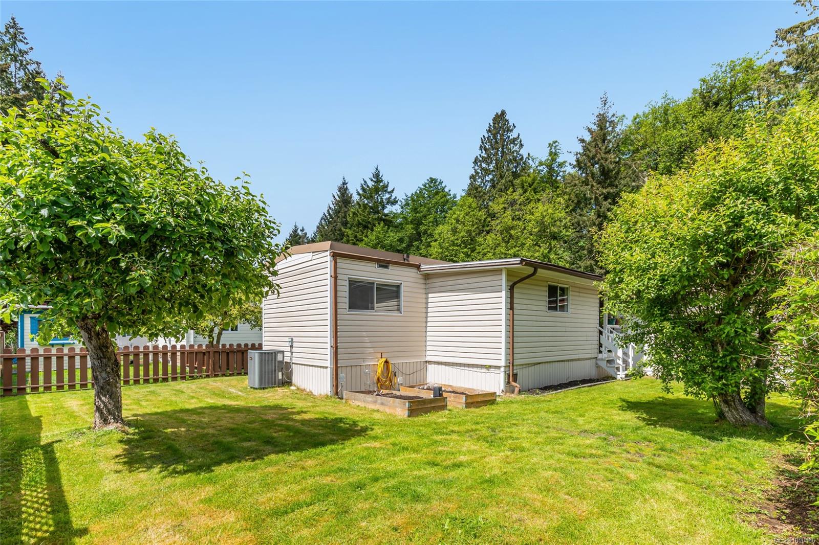 $209,900 - 5854 Turner Rd<br>British Columbia, V9T 2N6