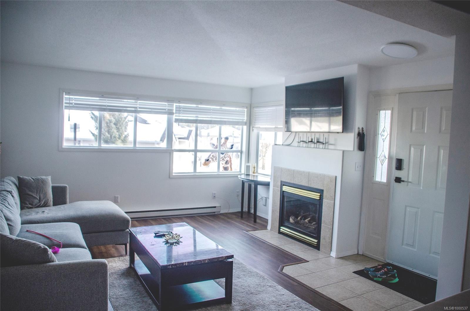 $499,000 - 6112 Cedar Grove Dr<br>British Columbia, V9T 6G1