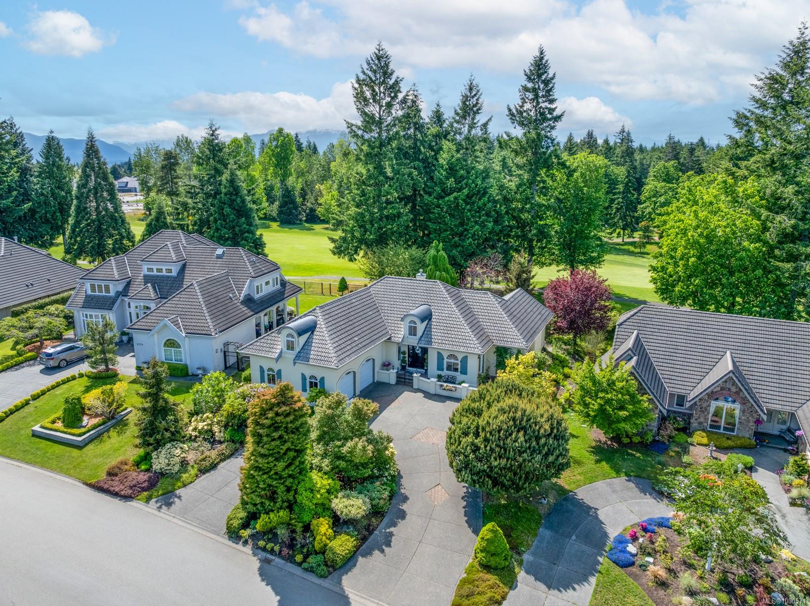 $1,675,000 - 3274 Majestic Dr<br>British Columbia, V9N 9X4