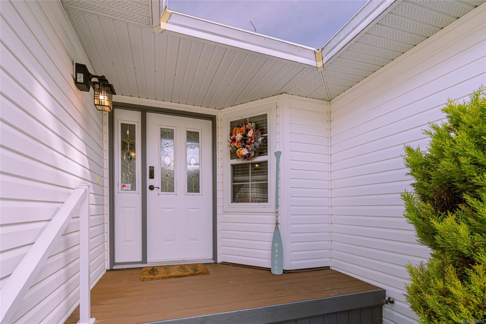 $815,000 - 419 Nottingham Dr<br>British Columbia, V9T 4T1