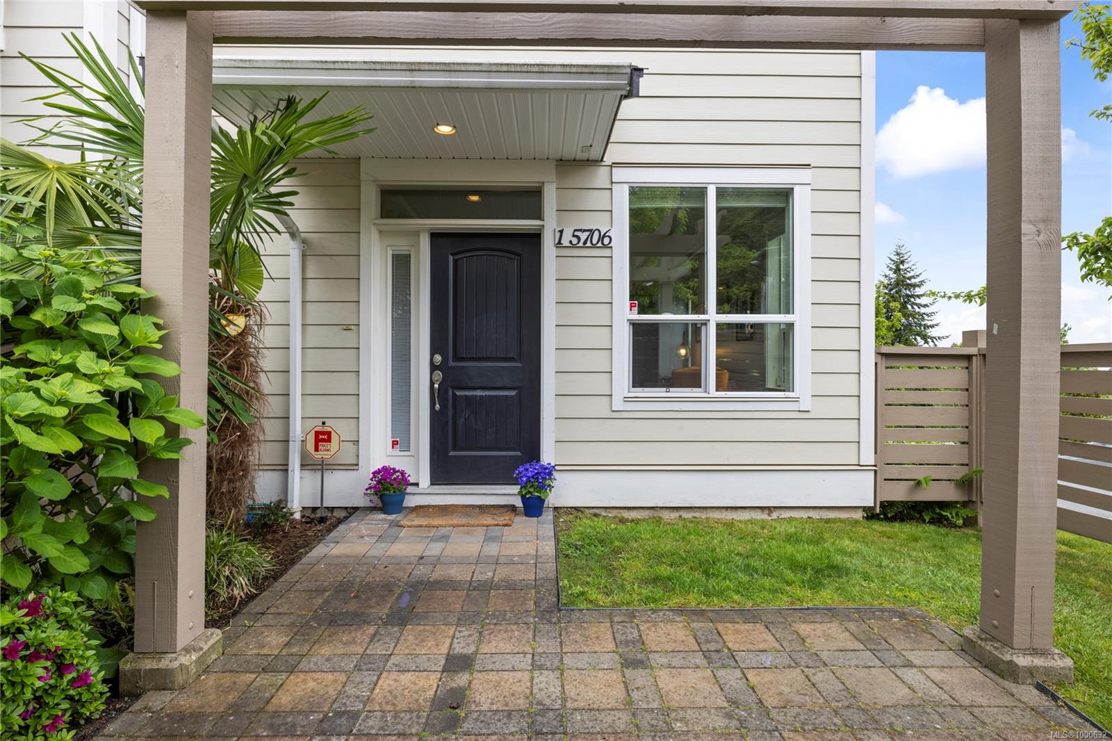 $575,000 - 5706 Turner Rd<br>British Columbia, V9T 0H8