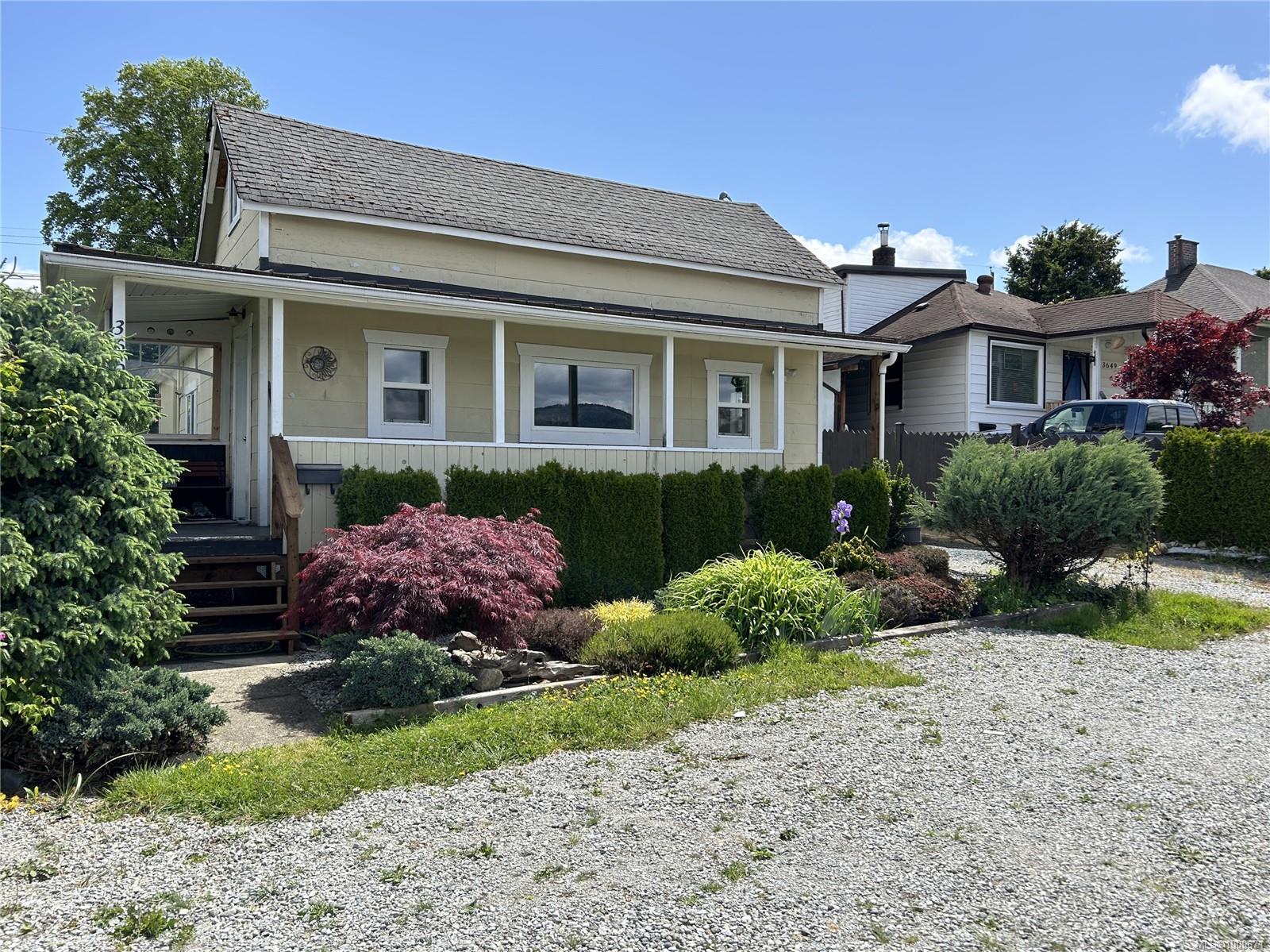 $485,500 - 3661 7th Ave<br>Port Alberni, British Columbia, V9Y 4N6