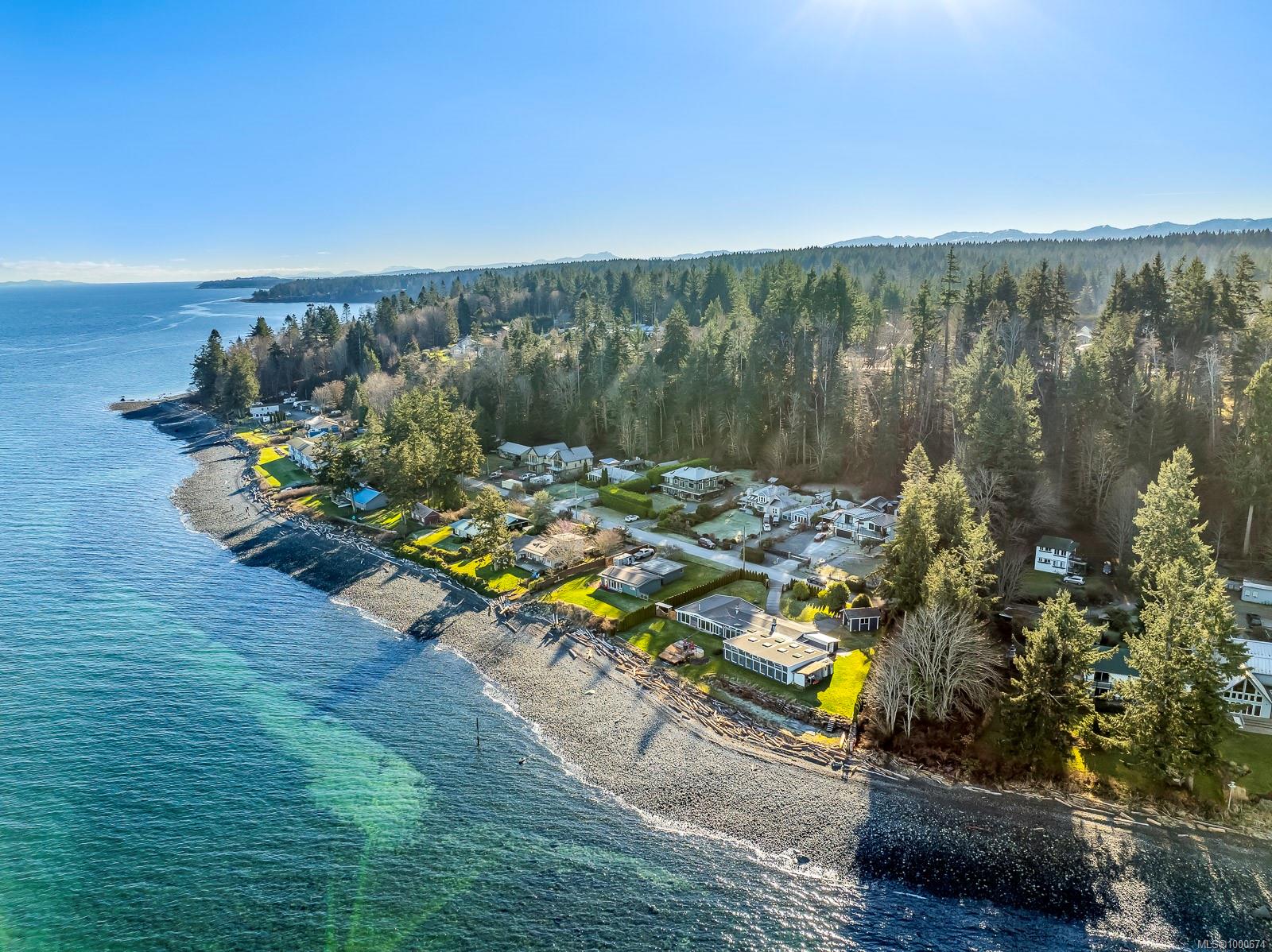 $1,875,000 - 5778 Coral Rd<br>British Columbia, V9J 1W9