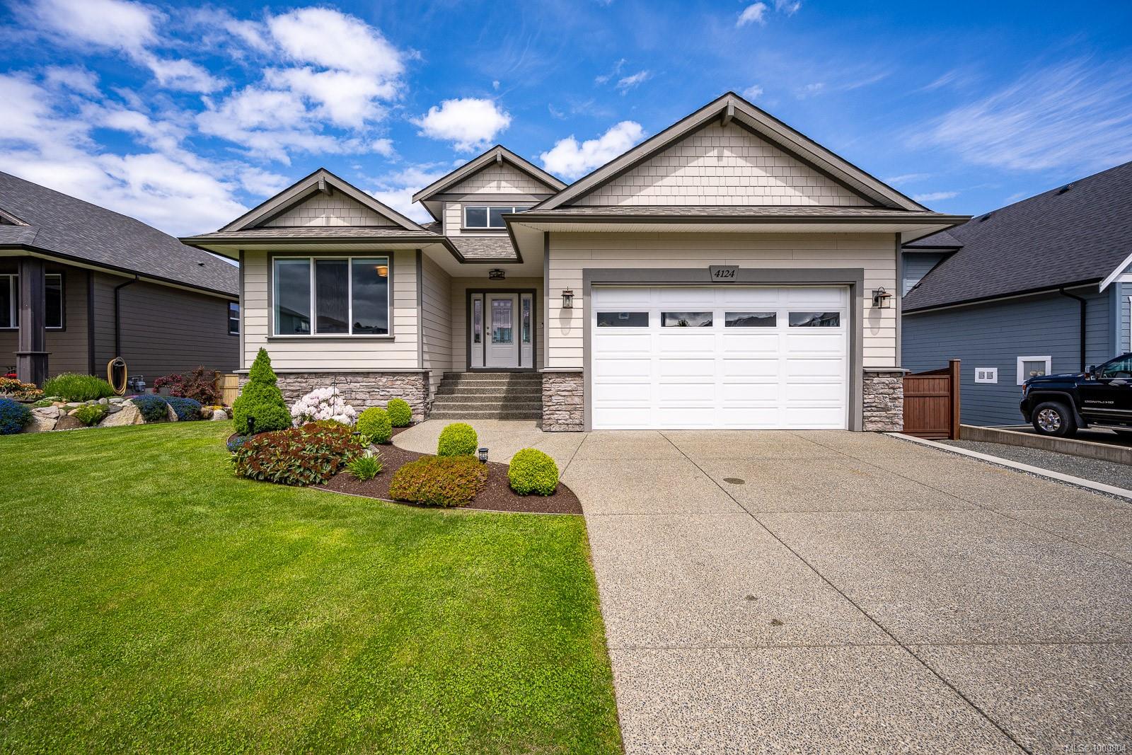 $1,265,000 - 4124 Chancellor Cres<br>British Columbia, V9N 0E7