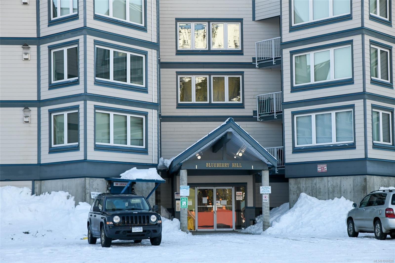 $510,000 - 1320 Henry Rd<br>British Columbia, V9J 1L0