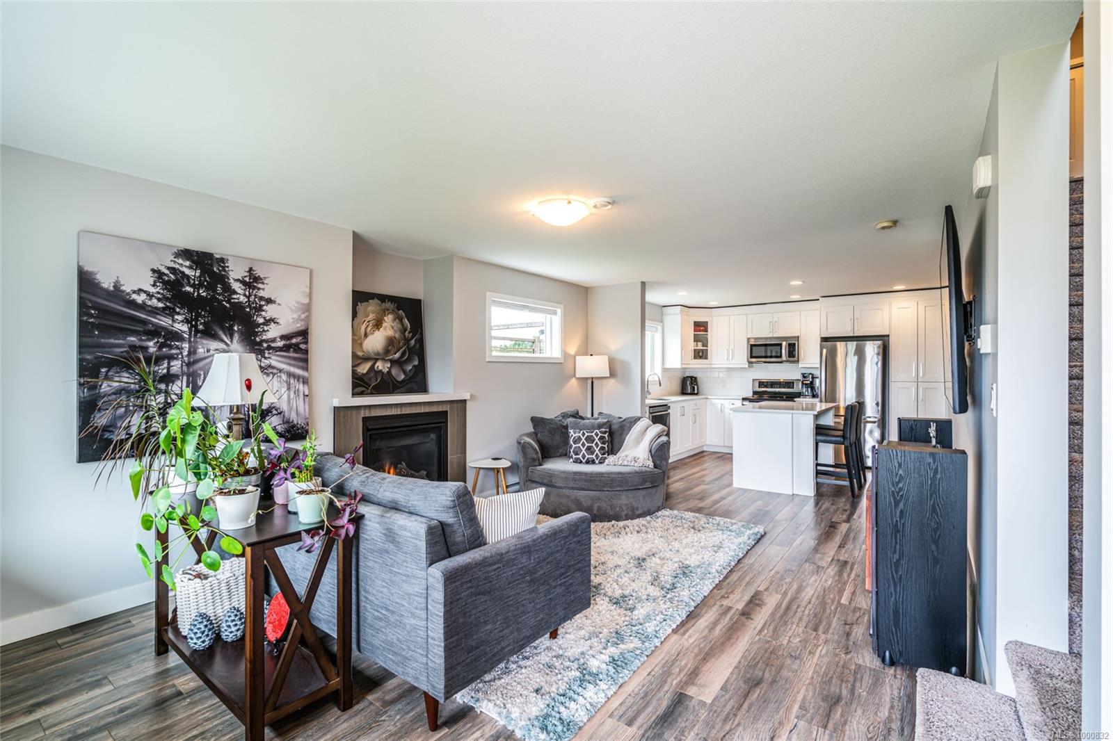 $700,000 - 511 Lori Pl<br>British Columbia, V9R 0H8