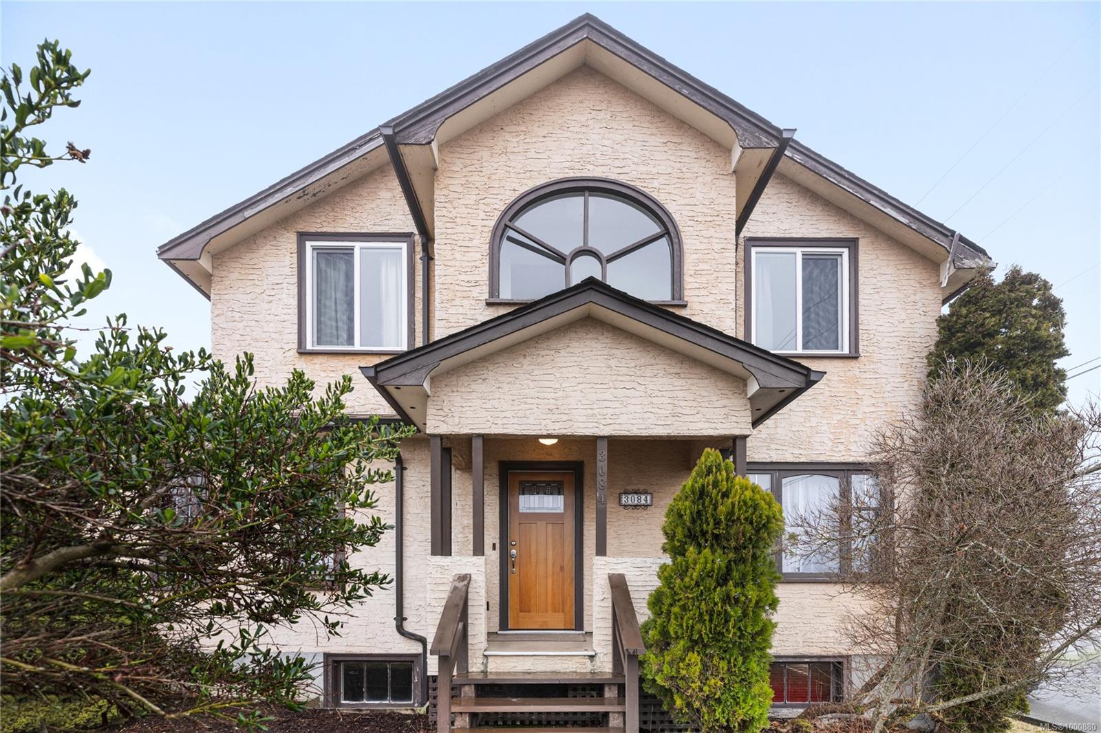 $649,000 - 3084 11th Ave<br>British Columbia, V9Y 2R2