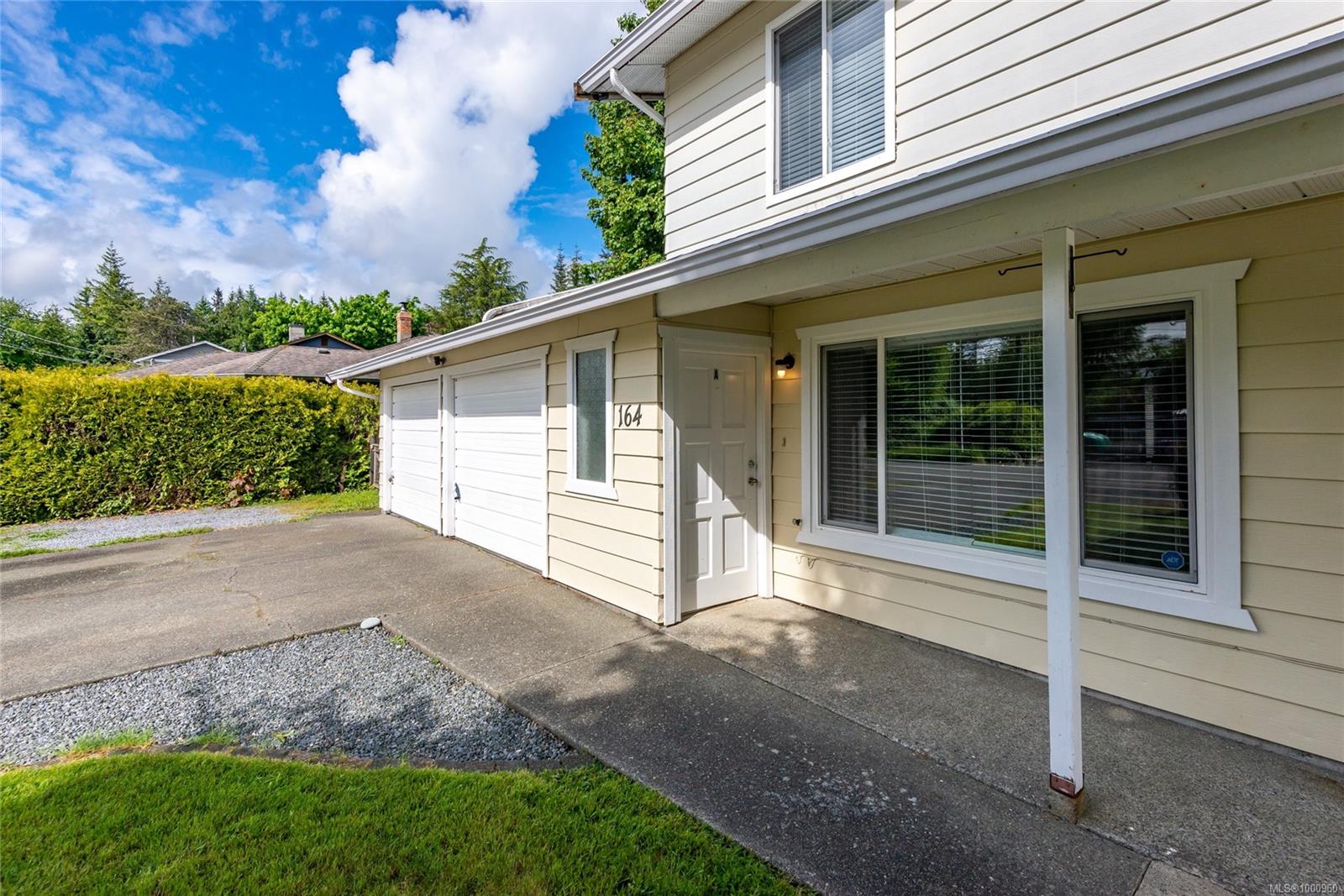 $849,000 - 164 Crawford Rd<br>British Columbia, V9H 1K3