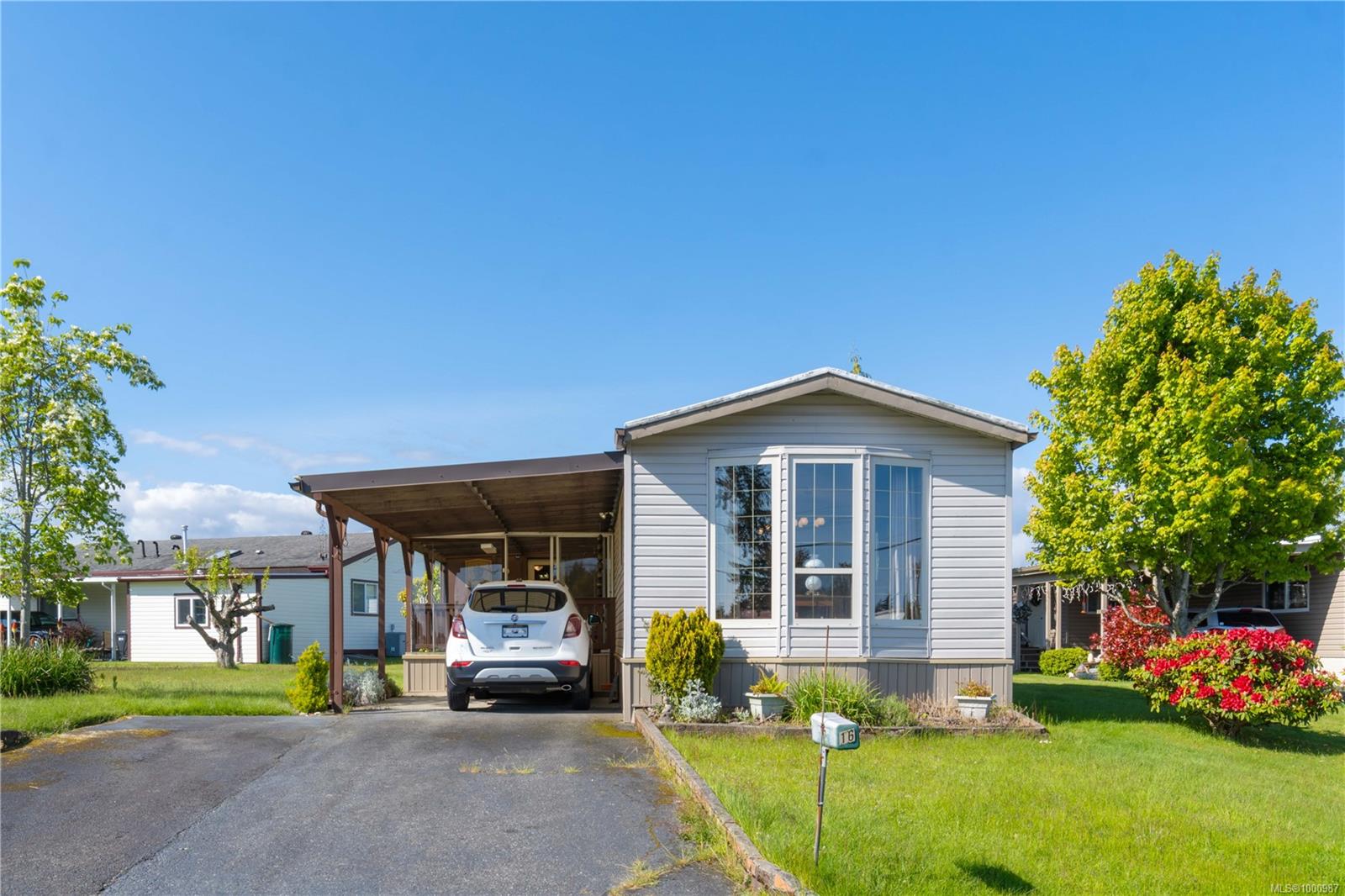 $290,000 - 450 Stanford Ave<br>British Columbia, V9P 1V8