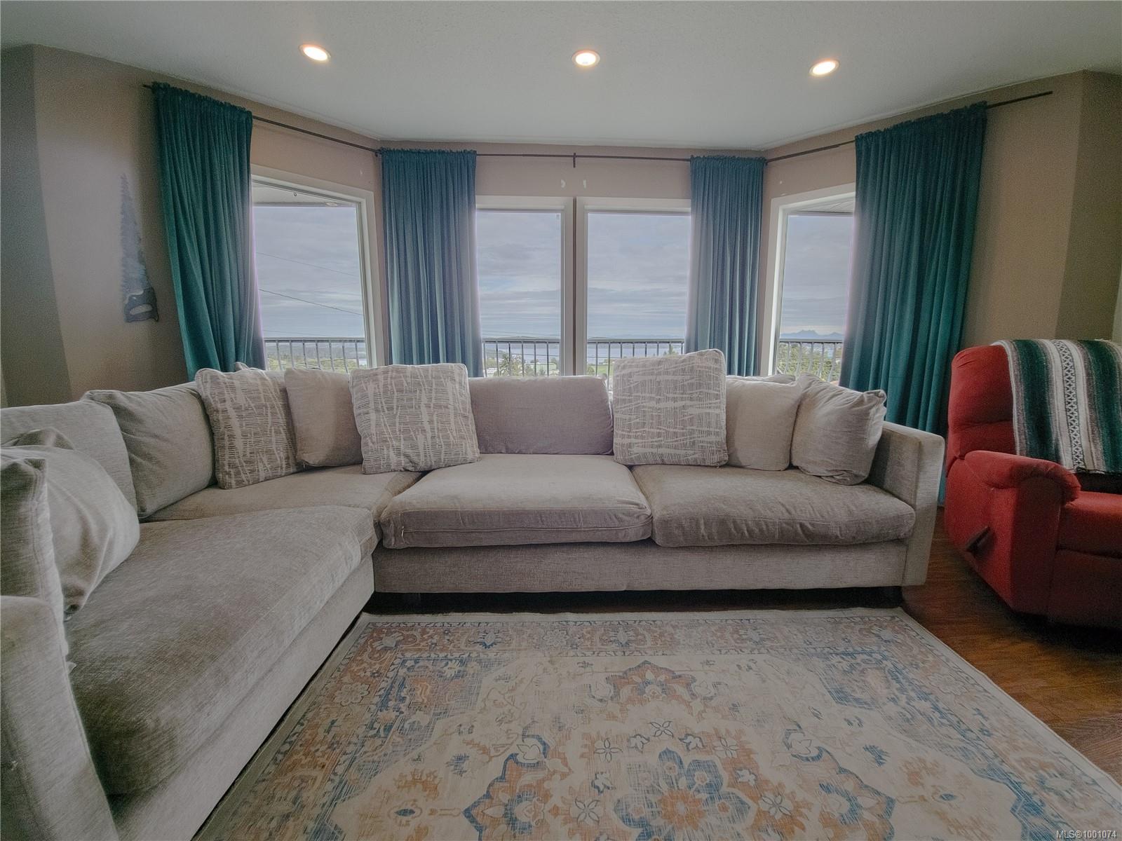 $470,000 - 2287 Chelohsin Cres<br>British Columbia, V0N 2R0