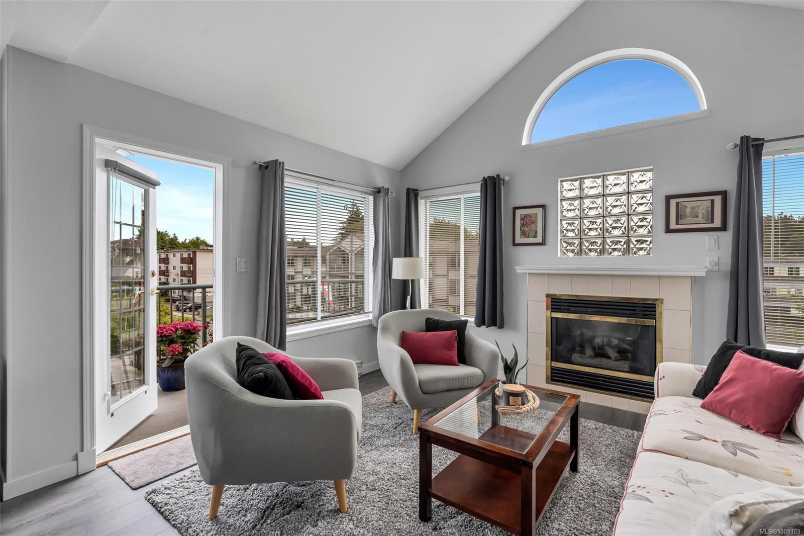 $515,000 - 275 First St<br>British Columbia, V9L 1R3