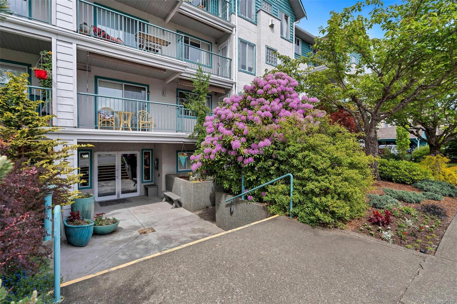 $515,000 - 275 First St<br>British Columbia, V9L 1R3