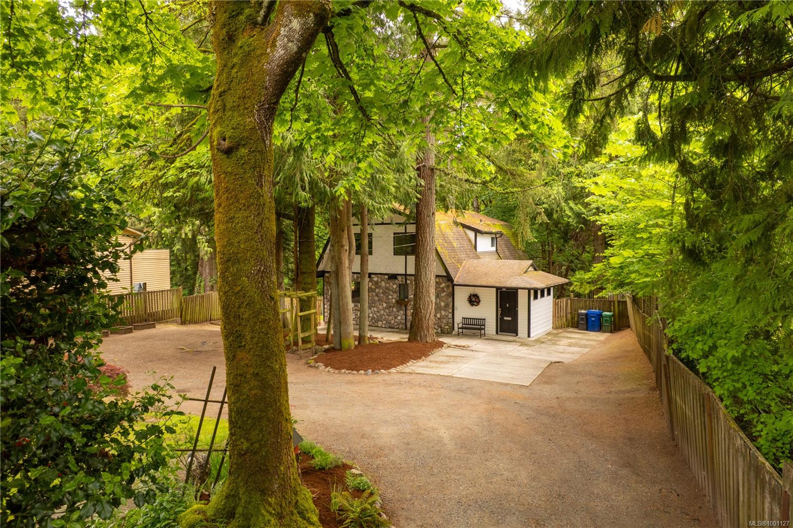 1029 Old Victoria Rd, Na South Nanaimo real estate property for sale in Nanaimo British Columbia, V9R 6R4